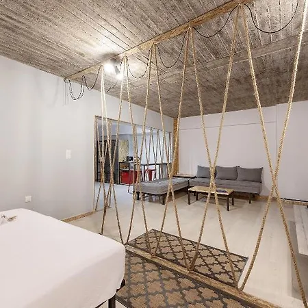 Premium Aparthotel Piraeus